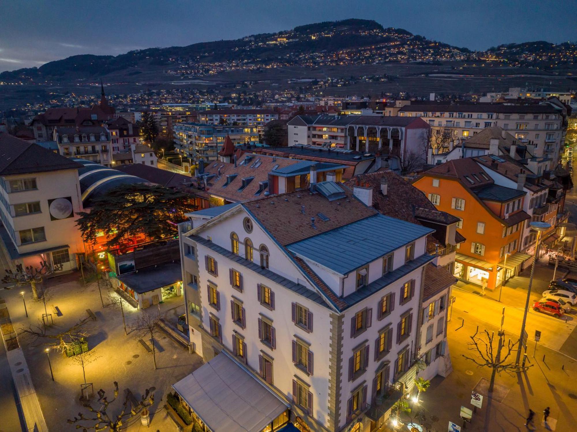 & Hostel Vevey